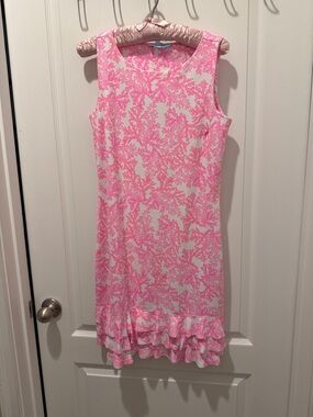 Anthony’s size small Sleeveless Pink Coral-Print Ruffle-Hem Casual Dress